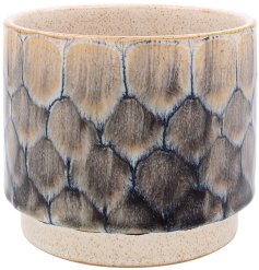 This elegant planter is crafted from high-quality stoneware and boasts a beautiful grey reactive glaze finish.