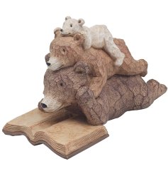 The epitome of family time. This resin bear ornament features 3 family bears snuggled together whilst reading a book.