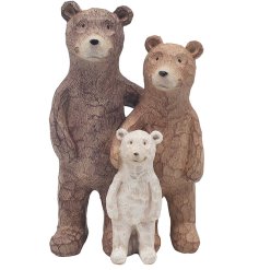 Update your home deco with this cute family of 3 bear ornament