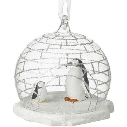 Enchanting Glass Bauble with Penguins