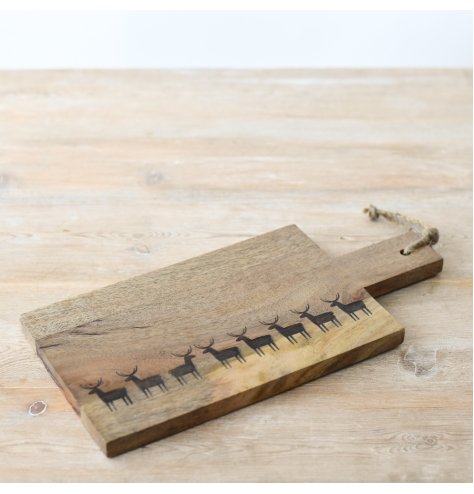 Stunning reindeer design multi use board it's a must-have for any kitchen.