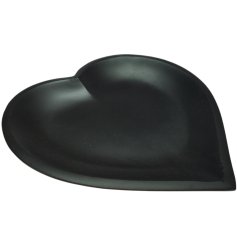 A rustic black heart ideal for serving and displaying snacks and dips