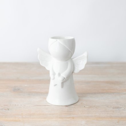 Elevate your decor with our white angel oil burner. A beautiful addition to any room for a peaceful ambiance