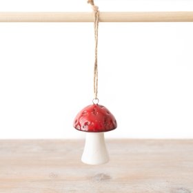 Charming and nature-inspired ornaments