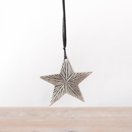 Add a touch of sparkle to your holiday décor with our Silver Aluminium Hanging Star