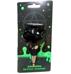 This jet black bottle stopper with a cauldron topper is perfect for using on Halloween parties.