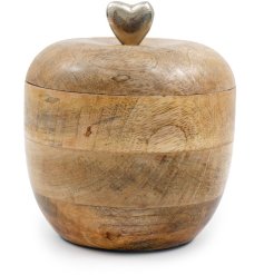 Add charm to your home or garden with our apple freestanding ornament - a versatile decor piece with timeless appeal 