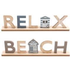 Relax at home or at a coastal chalet with this gorgeous neutral beach themed plaque in 2 assorted designs.