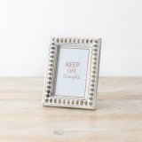 This lovely little frame is the ideal choice to enhance any wall decor