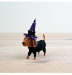 Get spooky and creative this Halloween with this ghoulish but cute wool dog decoration. 