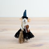 Create a bewitched table setting with this small but powerful Halloween mouse decoration. 