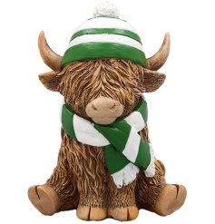 Add some rustic charm to your deco with this lovely little sitting Highland cow.