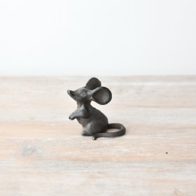 Elevate your home decor with this trendy cast iron mouse - the perfect update for any space.