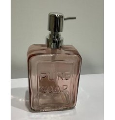 Enhance your bathroom with a stylish glass soap dispenser. Perfect for adding the finishing touch to your aesthetic.