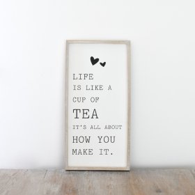 Bring a touch of rustic charm to your decor with this adorable picture frame