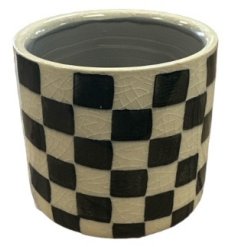 Stylish small checked planter perfect for any indoor plant