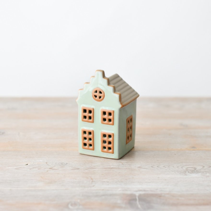 Green Light up House Deco, 11.2cm