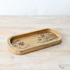 Enhance guest dining with this oblong tray featuring a rustic design and raised edge 