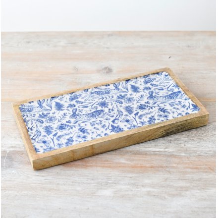 This gorgeous wooden tray is the epitome of Spring decor! 