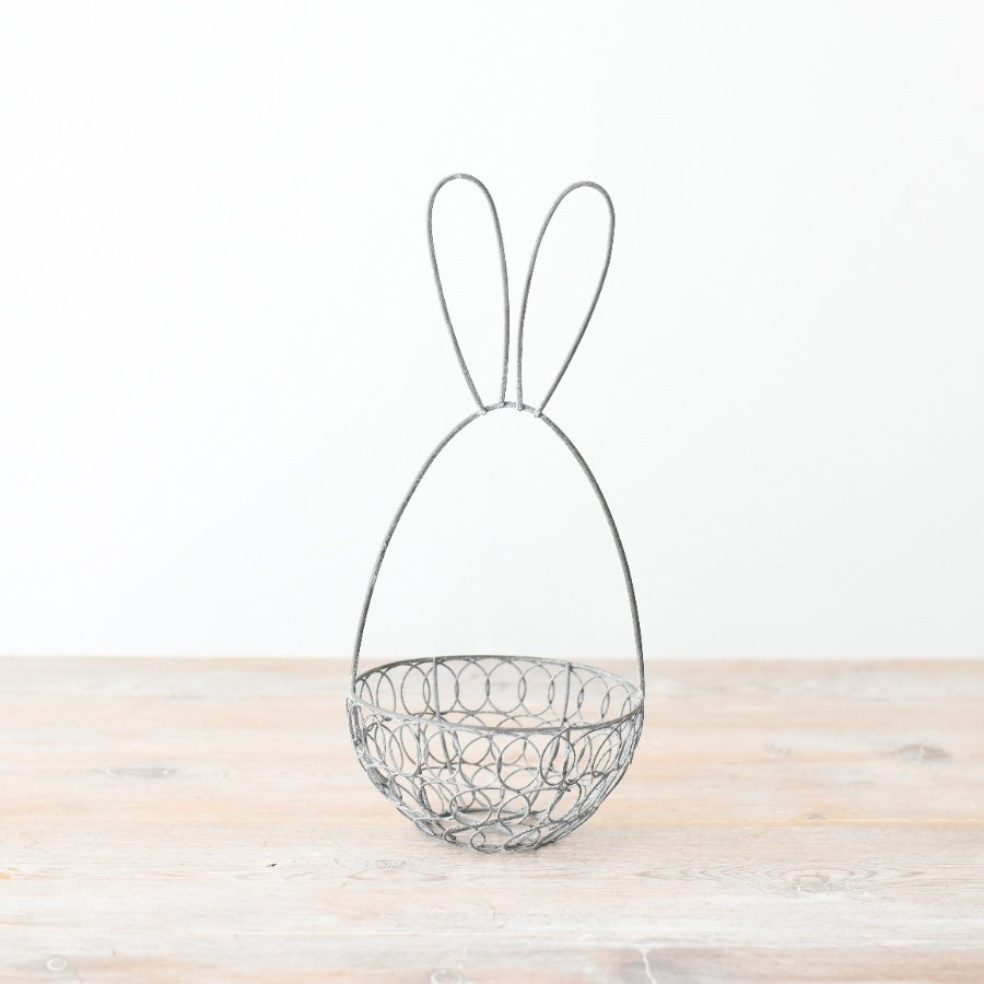 Enhance your Easter decor with our versatile grey wire basket. 