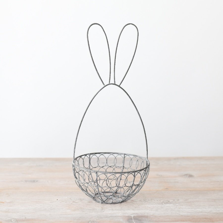 Get ready for the spring season with this adorable bunny-themed Easter basket!