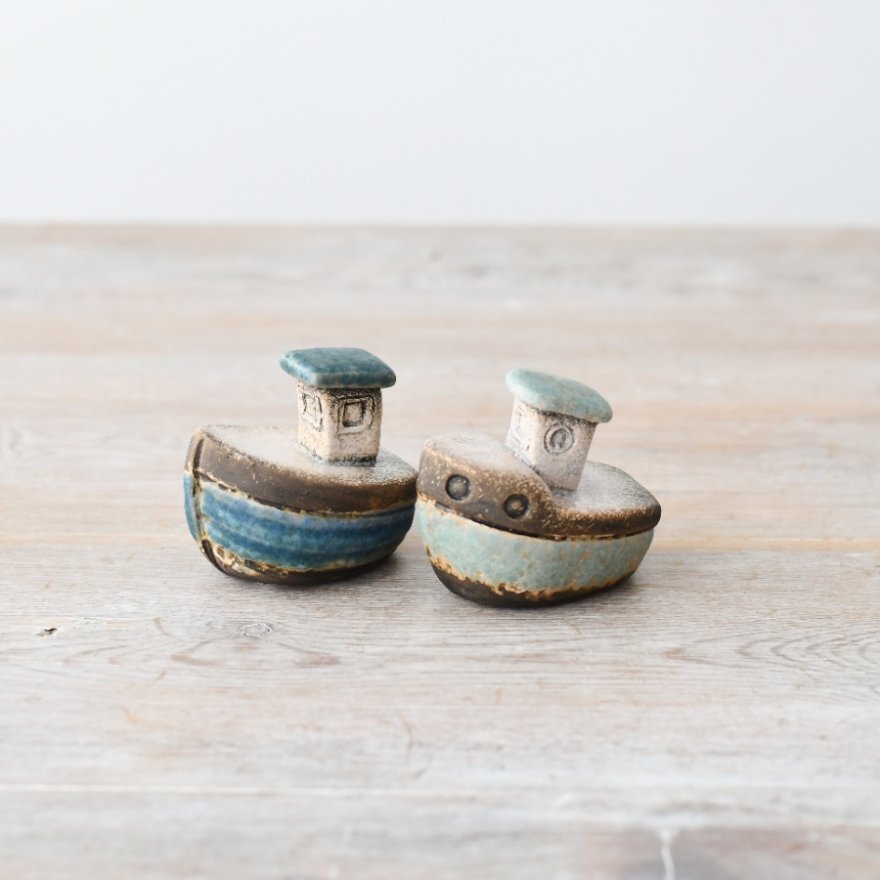 Small Speckled Blue Boat, 8.5cm