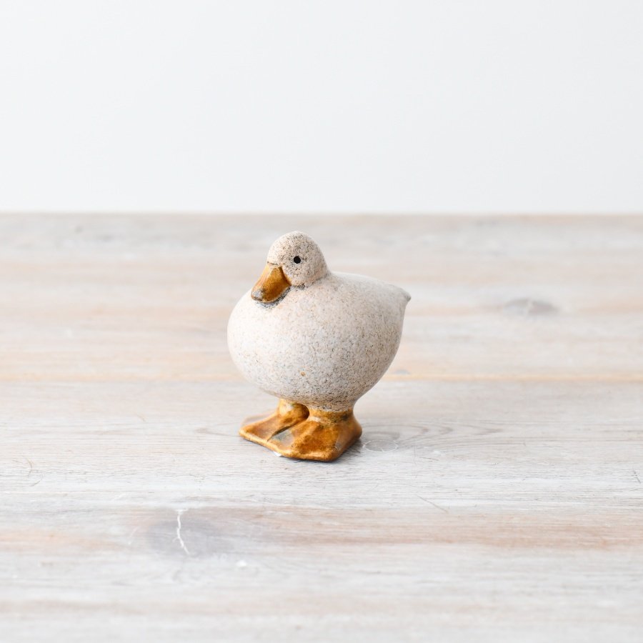 Add a touch of whimsy to your decor with the one-of-a-kind Fat Duck Speckled White. 