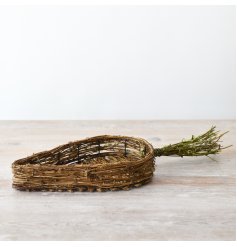 Celebrate Easter with this adorable rattan carrot tray.