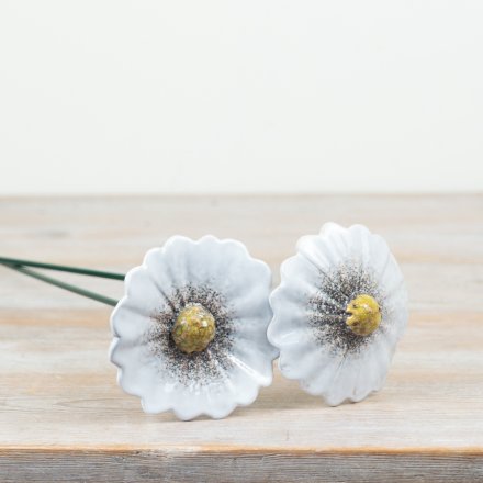 Hand-Crafted Metal Daisy Garden Stake, 60cm 