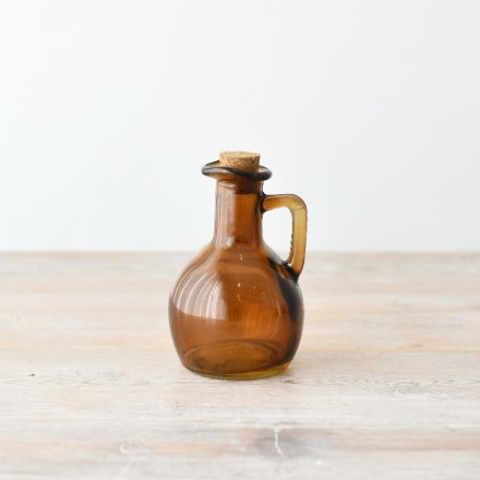 add a pop of colour to your kitchen with this cute storage bottle 