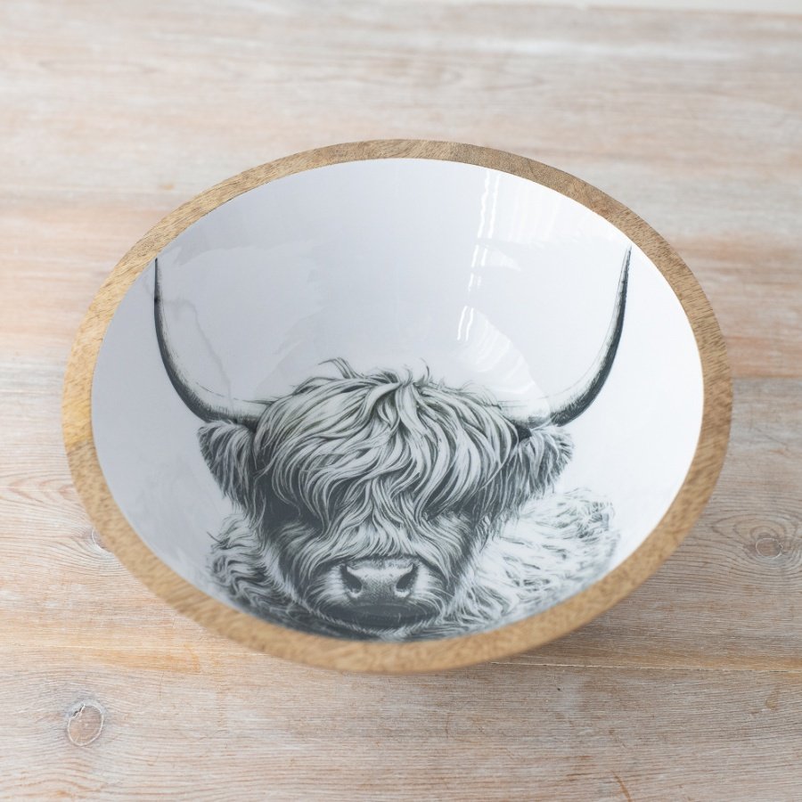 Infuse your table setting with rustic appeal using this adorable bovine-inspired bowl.