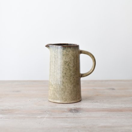 Add a scandi feel your table top with this glazed jug 