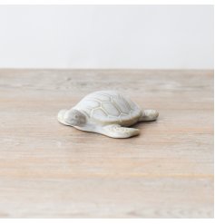 add some sea side to your deco with this cute glazed turtle