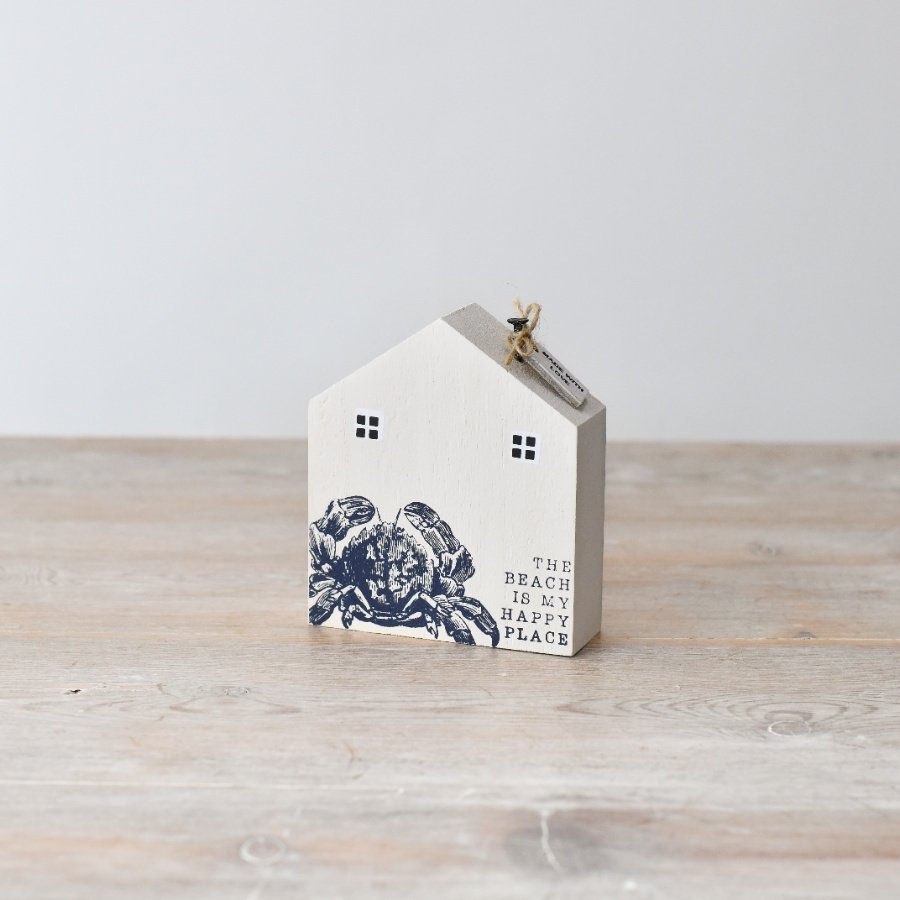 Add coastal flair to your home with this perfect item for anyone seeking a touch of seaside charm. 