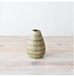 Add a touch of elegance to your home with our beautiful ceramic vase. 