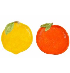 Spruce up your space with a burst of color! Our 18cm Orange/Lemon Trinket Dish is the perfect addition to any