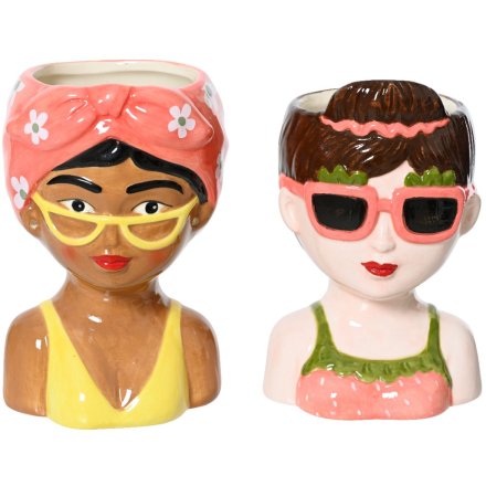 2/A Beach Lady Planters,16cm 
