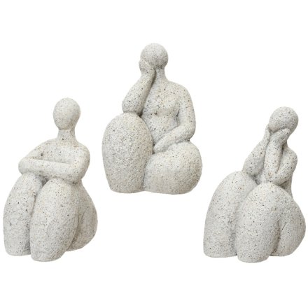 3/A Polyresin Lady ornament, 15cm 