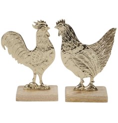 Add a touch of charm to your space with the stunning Hen & Cock Aluminium Deco.