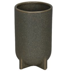 Add a touch of elegance to any room with our gorgeous speckled vase. Versatile design complements all household decor.