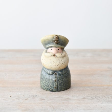 Anchored in charm and crafted with intricate details, the 'Captain Decoration' is a nautical must-have for any coast