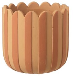 Add charm to your plants with our scalloped planter! Featuring a striped design for a trendy touch. 