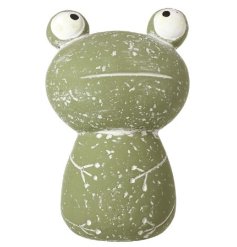 Bring some whimsy and nature into your garden with our stunningly Green Garden Frog Ornament. 