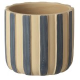 add a pop of colour to your plants with this stylish pot 