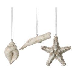 Add a touch of seaside elegance to your home with our Hanging Shell Starfish & Whale Mix. 