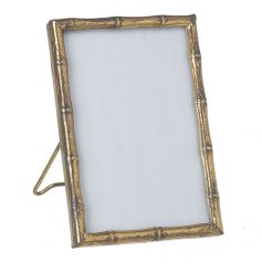 Infuse your space with natural elegance and sophistication with our luxurious Gold Bamboo Frame. 