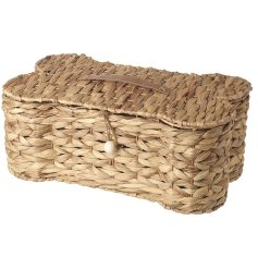 Organize your pup's treats in one adorable spot with our storage basket. 