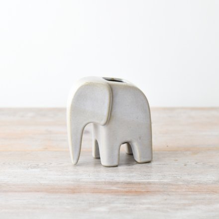 add some fun to your favourite flowers with this cute elephant vase 