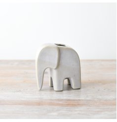 add some fun to your favourite flowers with this cute elephant vase 