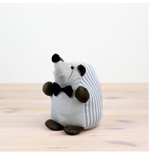 Infuse a touch of rustic charm with our adorable door stop.